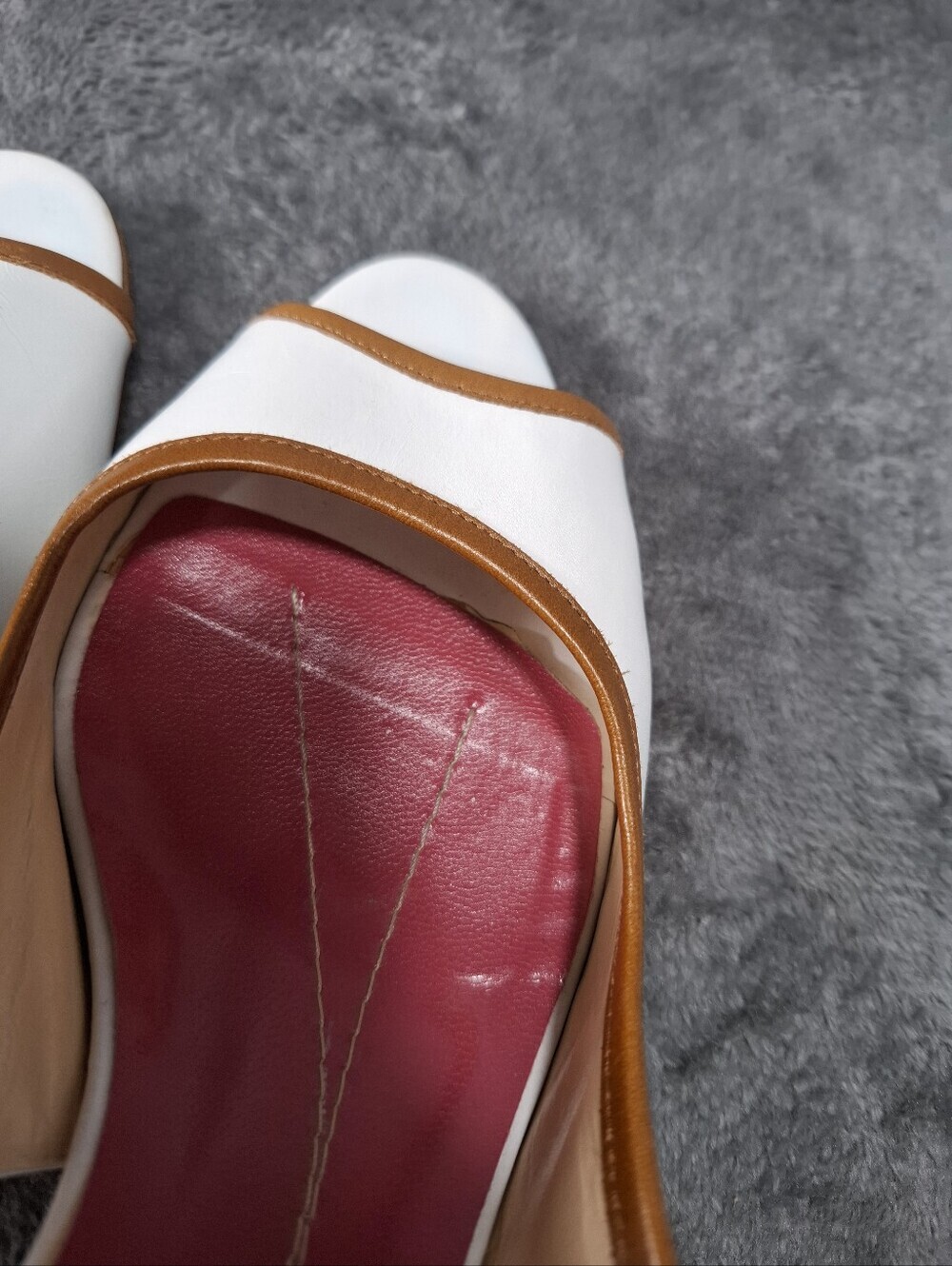 kate spade White Peep-Toe Slingback Heels with Tan Trim and Pink Insole Sz 8.5 - Picture 9 of 14